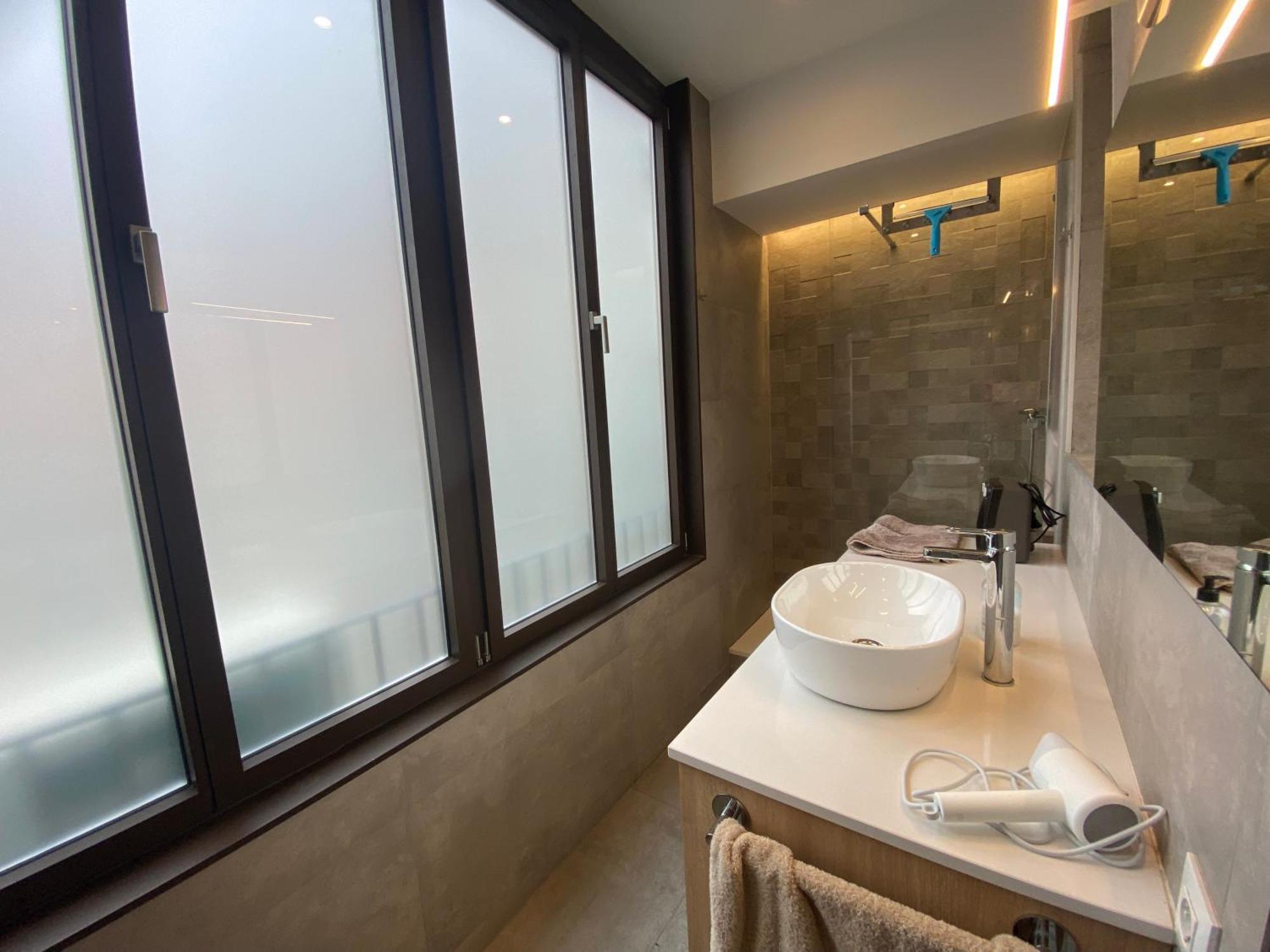 Spatious Luxe Apartment Paseo De Gracia Diagonal Barselona Dış mekan fotoğraf